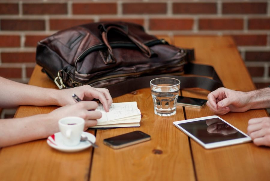 Conversa de acompanhamento individual após um treinamento